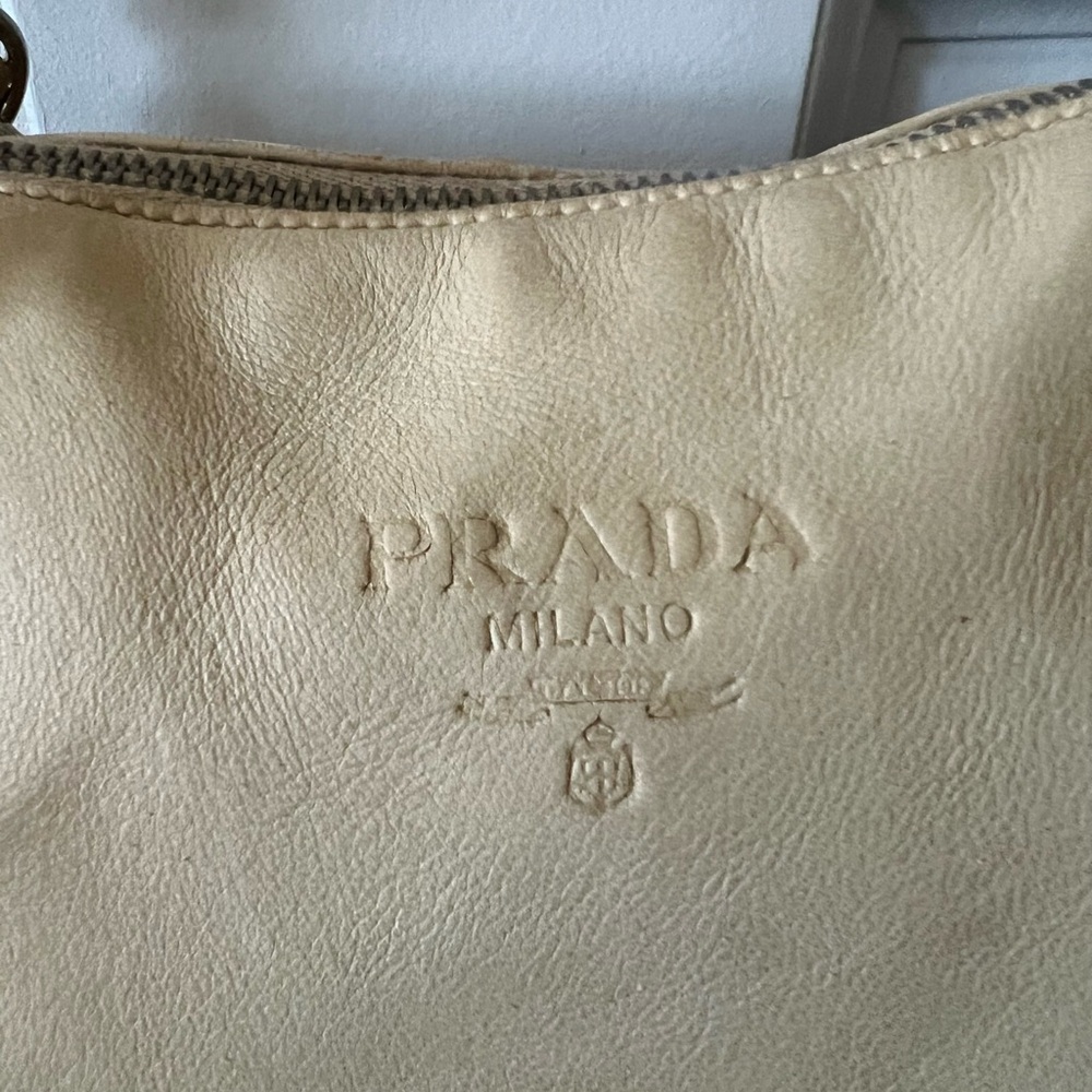 Vintage Prada Chain Shoulder Bag Leather Beige Authentic - Picture 12 of 16